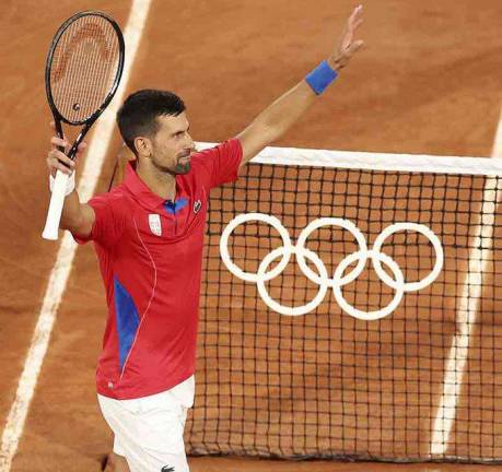 Novak Djokovic se impone por 6-0 y 6-1.