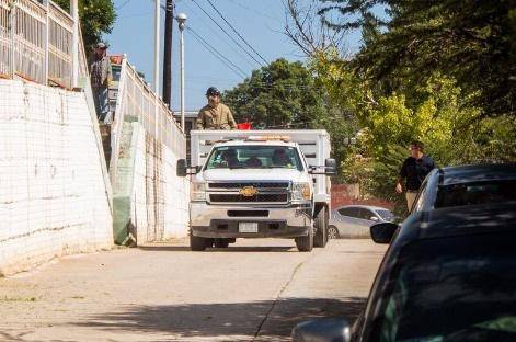 Personal de Emergencia se encuentra en la zona del derrumbe de la mina Los Clarines.