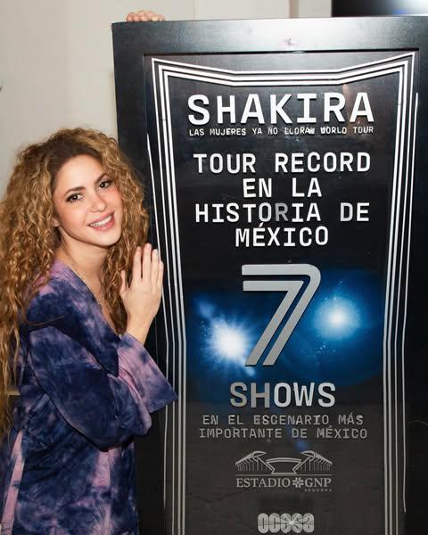 $!Shakira