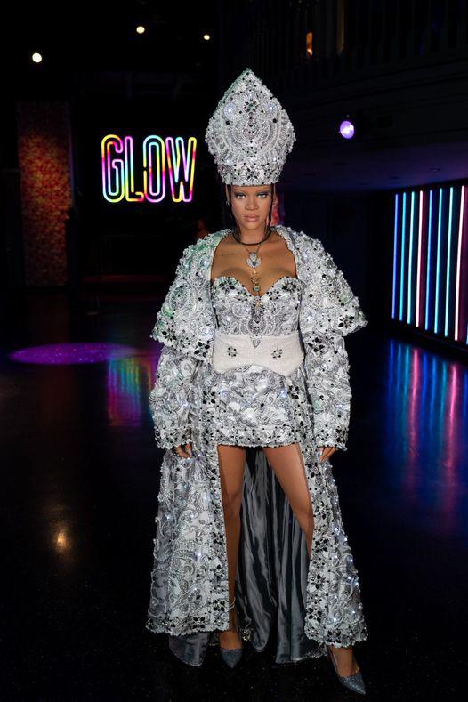 $!Crean figura de cera de Rihanna en Nueva York a días de su actuación en el Super Bowl