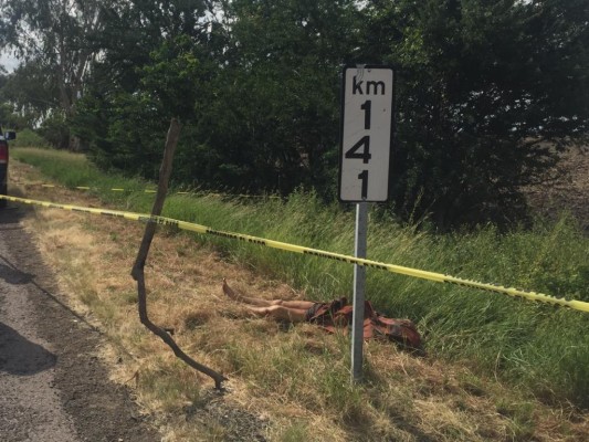 Un hombre es hallado asesinado a balazos en la autopista Mazatlán-Culiacán