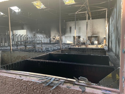 El gimnasio del CODE Jalisco quedó destruido. (Foto: Twitter @YuyisRuiz)