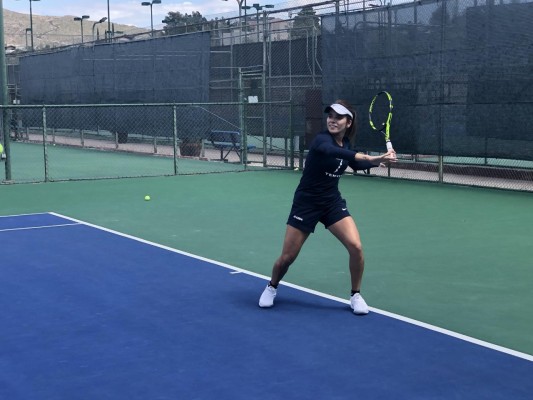 Vanessa Valdez lamenta la suspensión momentánea de los torneos de tenis en el mundo