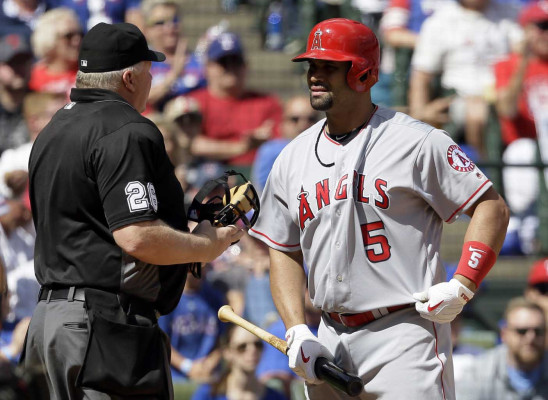 Angelinos: Pujols fuera de alineación por dolor en corva