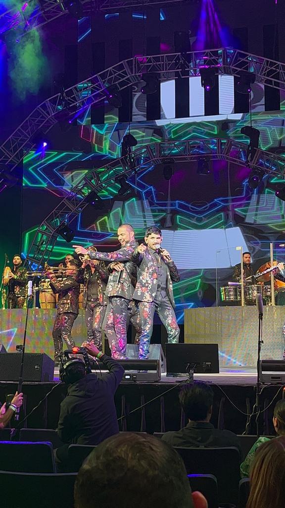 $!Banda El Recodo revive sus años mozos junto a Julio Preciado