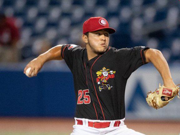 $!Adrián Ulises Hernández, de Escuinapa, tiene buena presentación en pretemporada con Azulejos de Toronto