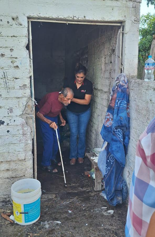 $!Macario, de 86 años, vivía en el abandono en Palmillas, hasta que lo rescataron del asilo de Escuinapa