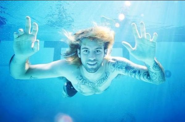 $!El bebé de ‘Nevermind’, portada de Nirvana, demanda por ‘explotación sexual’