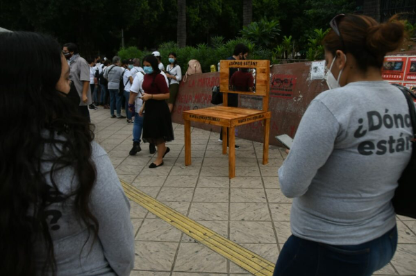 $!La silla representa ese espacio en la mesa que se encuentra vacía en decenas de casas.