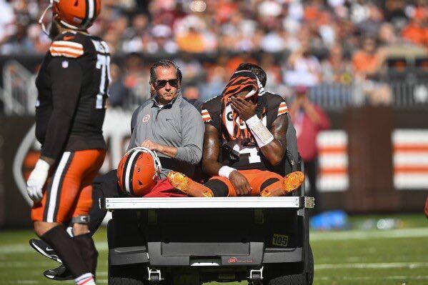 Deshaun Watson dejó el terreno de juego lesionado con un desgarro en el tendón de Aquiles.