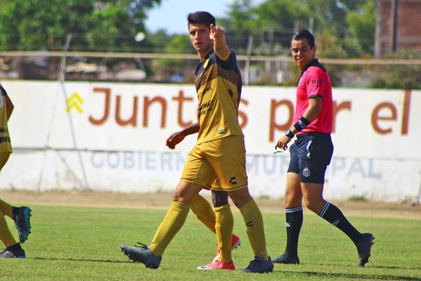 Kevin Verduzco ganó experiencia en la Liga Premier