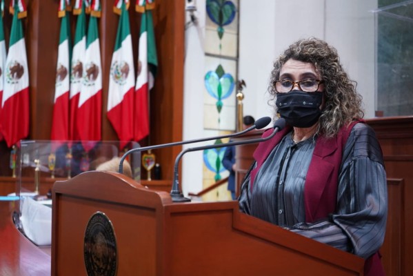 Angélica Díaz Quiñónez, presidenta de la presidenta de la Comisión de Derechos Humanos en el Congreso local.