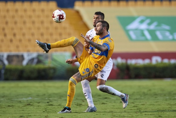 Paridad en El Volcán, Tigres iguala a un gol con Tuzos