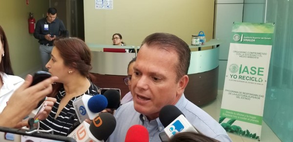 Presenta Adolfo Beltrán denuncia en la ASE contra el Ayuntamiento de Culiacán