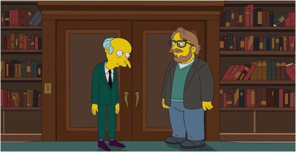 Guillermo del Toro acompañado del Sr. Burns.