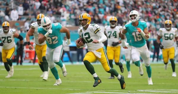 $!Packers derrota a Dolphins para seguir con aspiraciones de playoffs