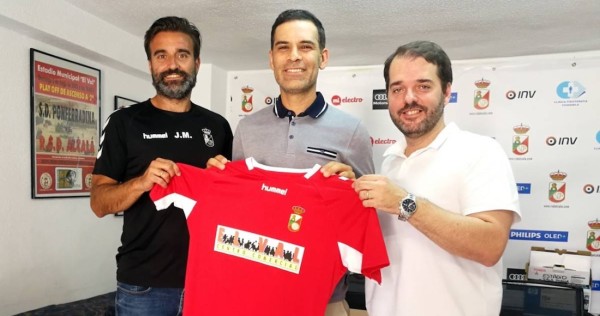 Márquez ha expresado en diversas ocasiones su deseo por entrenar algún día al Atlas o al Barcelona. Foto: Cadete A del Alcalá