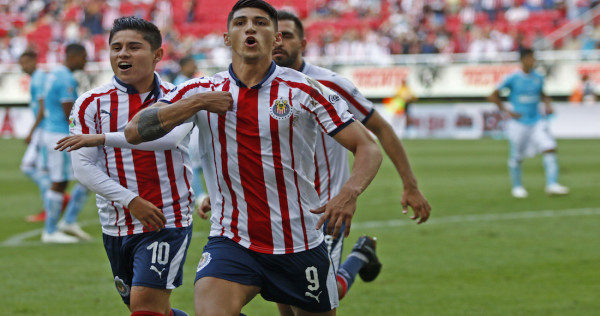 Chivas desmiente acuerdo con TV Azteca para trasmitir sus partidos como local