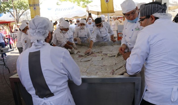 Culiacán va por el Récord Guinness con el aguachile más grande del mundo