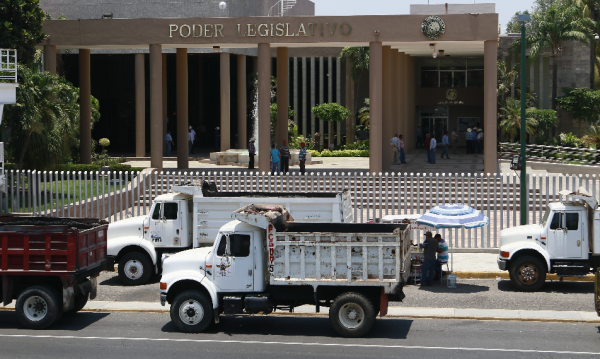 'Liberan' diputados transporte de carga