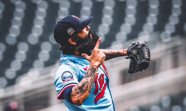 Sergio Romo se apunta su segundo salvamento de la temporada