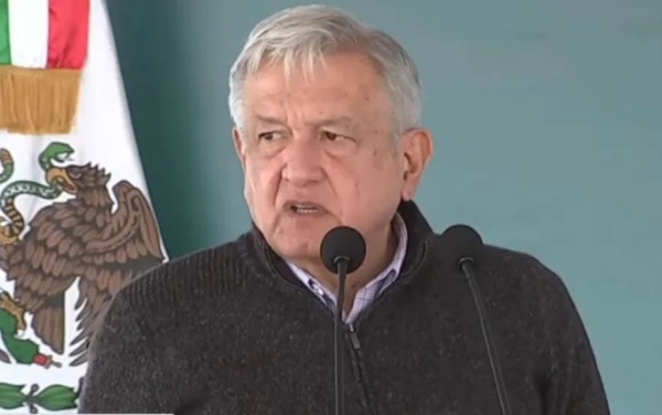 AMLO durante su gira en BC. Imagen tomada de transmisión en vivo.