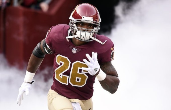 Adrian Peterson anuncia que volverá con Redskins