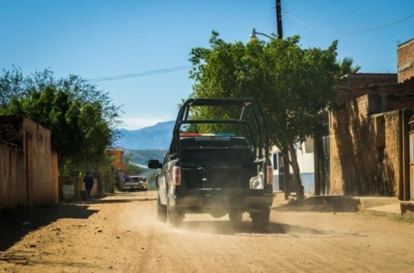 Emboscada a policías estatales en Durango, deja un saldo de seis elementos muertos y 2 civiles fallecidos