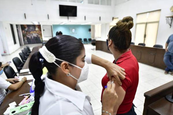 Jornada de vacunación contra la influenza en Sinaloa.