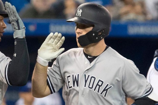 Yanquis suben al infielder Brandon Drury desde Triple-A