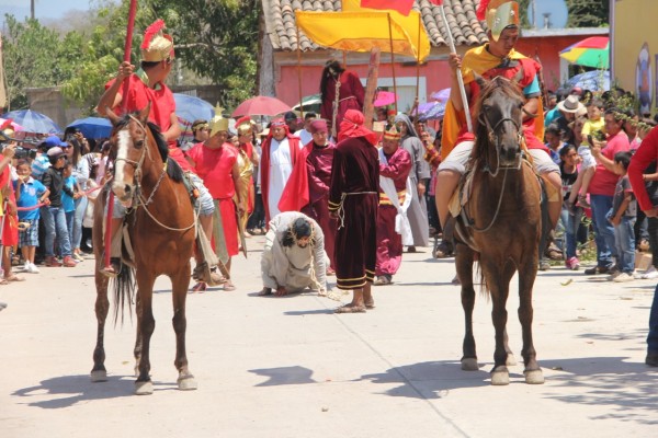 En Rosario invitan al Víacrucis de Matatán; representación cumple 300 años