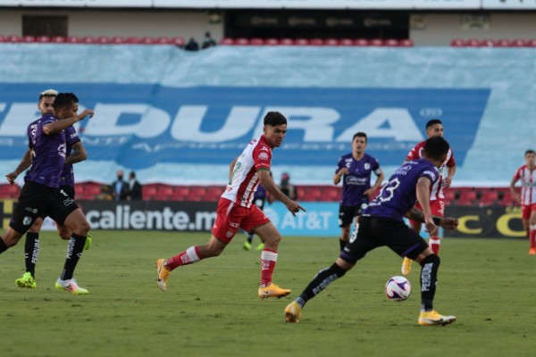 Necaxa vence a Querétaro y escala lugares en el Guard1anes 2020