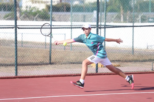 Mazatlecos Álvaro García y Juan Pablo Valdez ganan bronce en Olimpiada Nacional de Tenis