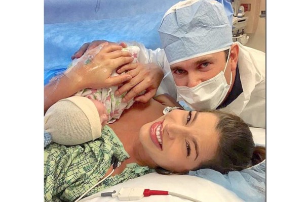 Bárbara y Alejandro reciben a su segundo hijo, Bastien Alexander Hank-Coppel.