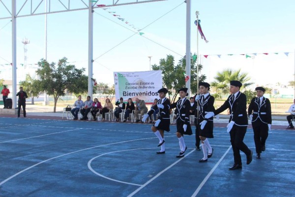 Celebra Concurso de Escoltas de Bandera en su etapa zonal, en Mazatlán