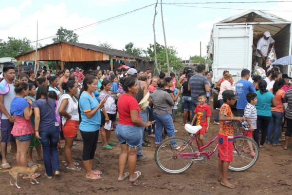 Sumarán gobiernos esfuerzos por los desplazados