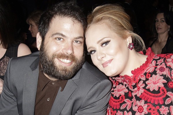 Confirma Adele divorcio tras siete años de matrimonio