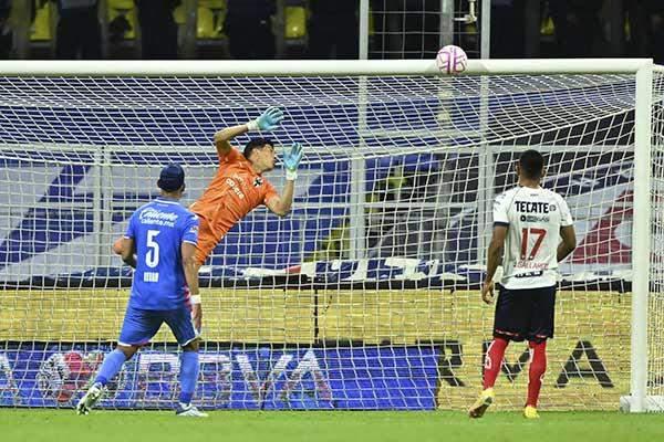 $!Cruz Azul y Rayados lo dejan todo para la vuelta