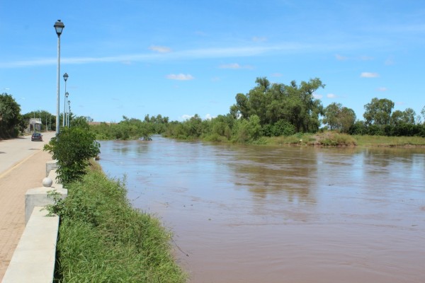 Guasave está en alerta por nivel del río Sinaloa; prevén que se desborde