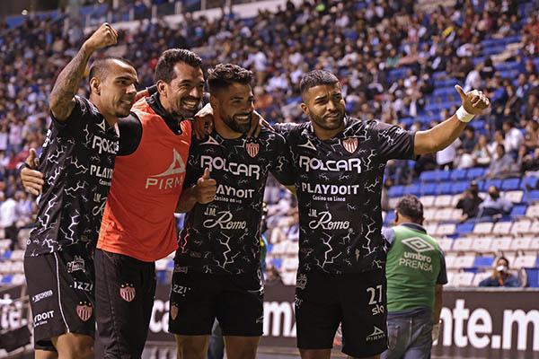 $!Necaxa fulmina al Puebla y asegura Reclasificación