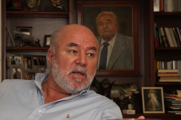 Presume Clouthier que puede haber 'maiceo'