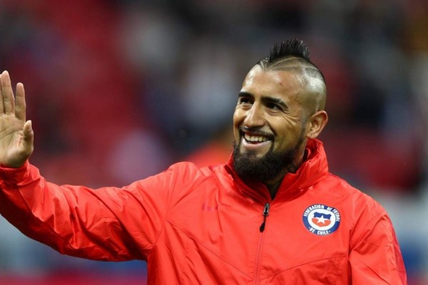 Barcelona anuncia acuerdo con el chileno Arturo Vidal