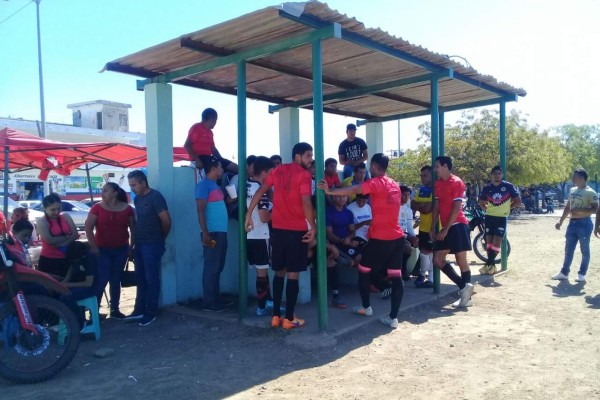 #ALERTA A falta de árbitros, Eliminatoria Municipal de Futbol en Mazatlán se mueve para la tarde