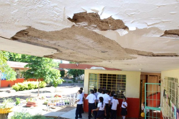 Promete SEPyC atención inmediata a primaria de Palos Blancos, Guasave