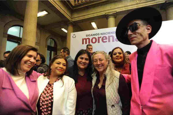 $!Brugada presenta equipo de precampaña; con diputados, senadores, deportistas e influencers