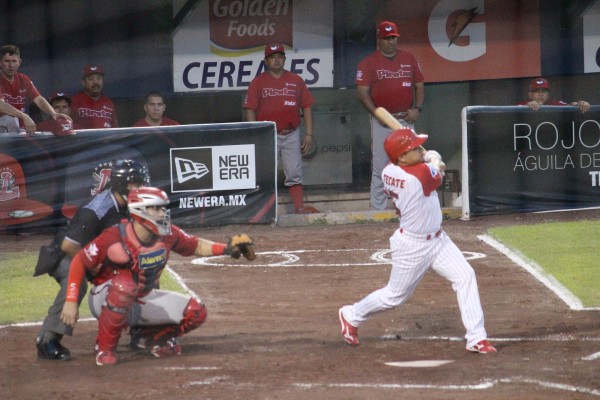 El Águila vence 2-1 a Campeche y asegura serie