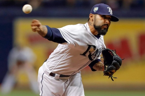 Logra Sergio Romo rescate 11 de la campaña