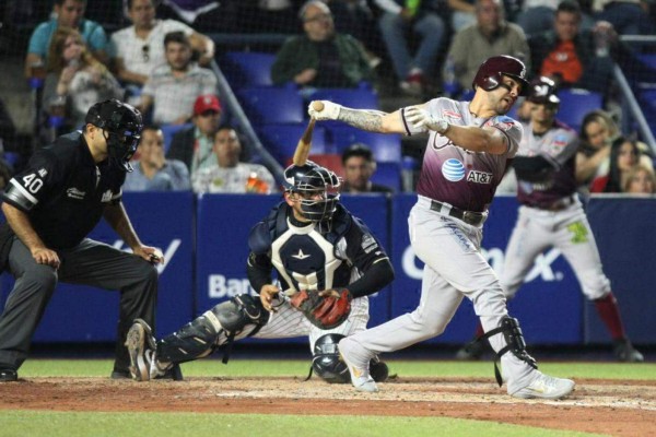 Tomateros demostró su poder ofensivo en Monterrey.