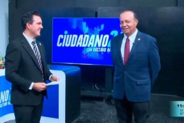 $!‘Voy a seguir haciendo crítica política’: asegura periodista despedido en programa en vivo en Baja California