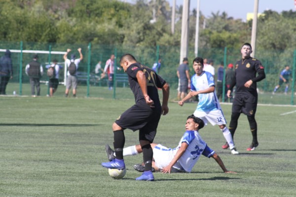 El duelo entre Jumapam y Construcciones Covec FC es el que más expectativas levanta.